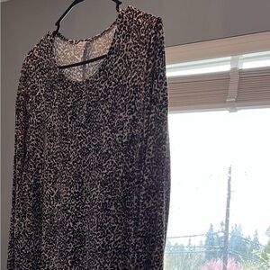 Old Navy Leopard-Print Long-Sleeve Midi Dress - Black & Brown. Tall Sz L